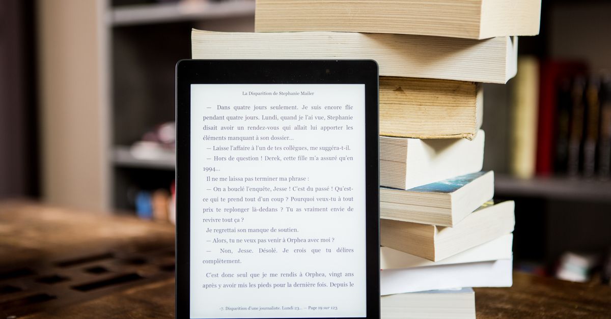 paper vs digital or paperwork office